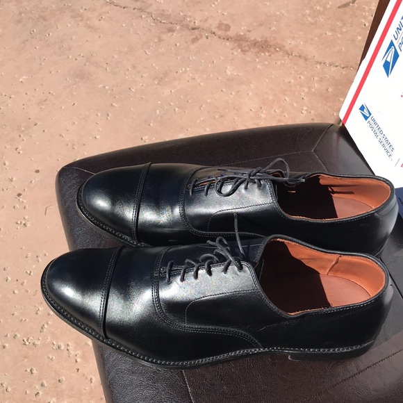 Allen Edmonds newer conditions 13/3E wide - Picture 13 of 15